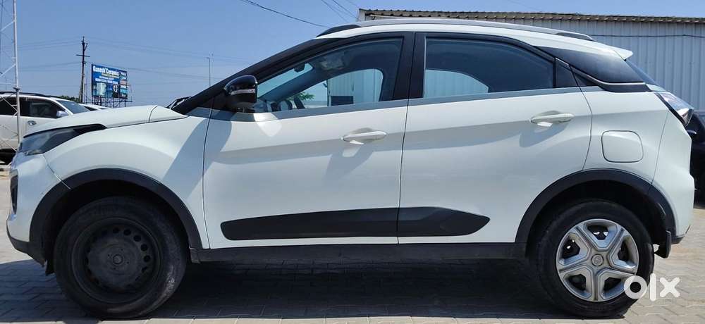 Tata Nexon 1.5 Revotorq Xz, 2020, Petrol