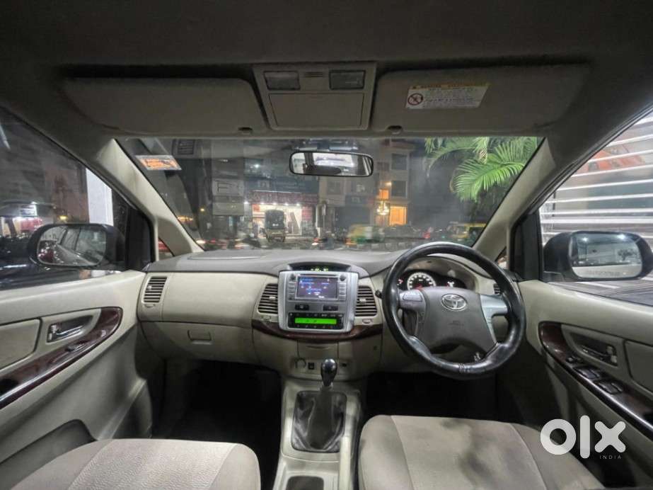 Toyota Innova 2.5 Vx 7 Seater Bs Iv, 2014, Diesel