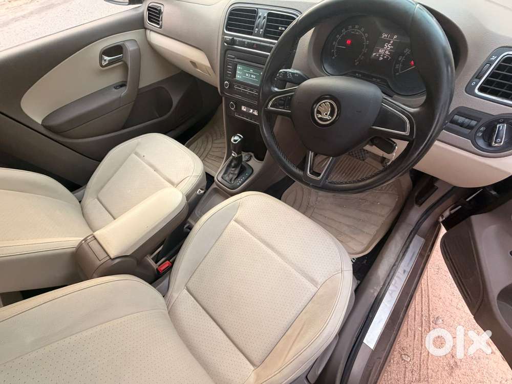 Skoda Rapid 1.5 Tdi At Elegance, 2015, Diesel