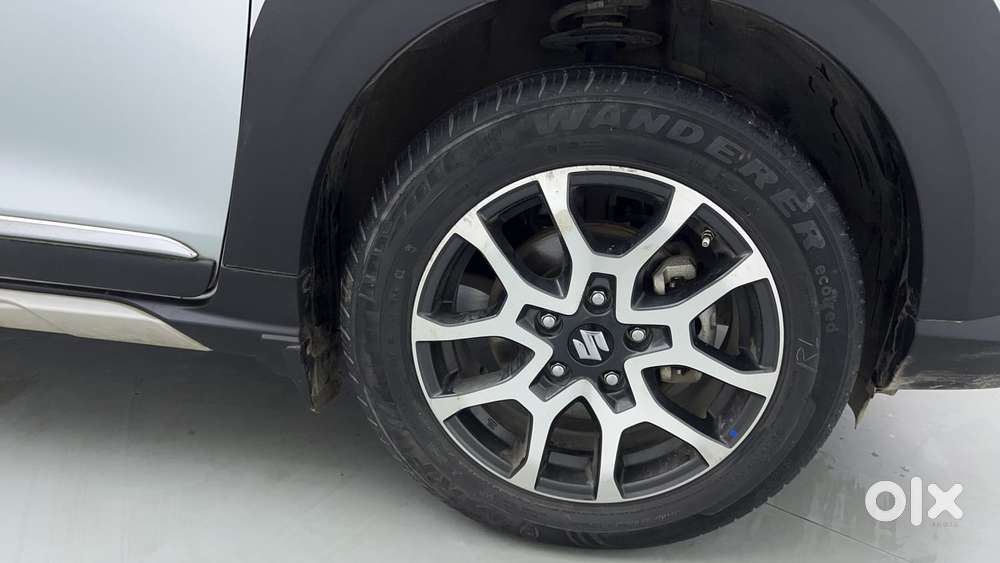 Maruti Suzuki Xl6 1.5 Alpha At, 2022, Petrol