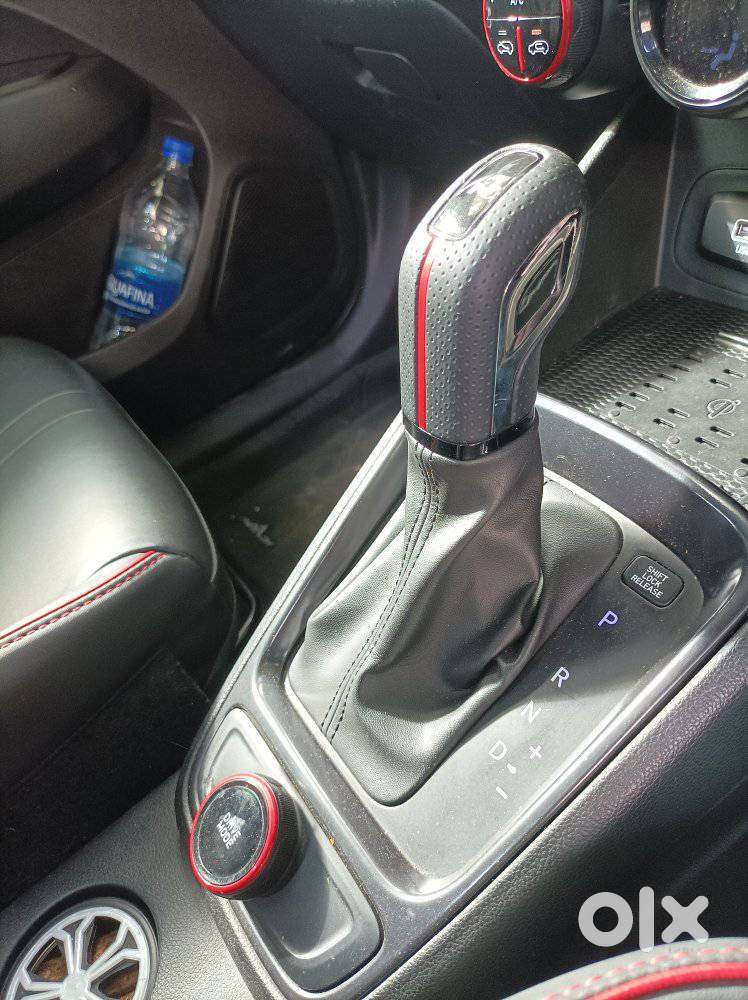 Hyundai Venue N Line 1.0 N8 Turbo Dct, 2023, Petrol