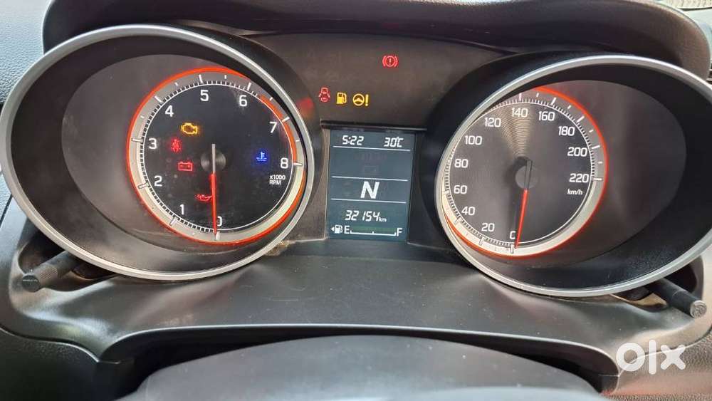 Maruti Suzuki Swift, 2022, Petrol