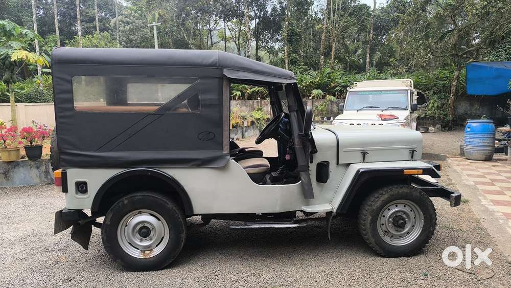 Mahindra Jeep