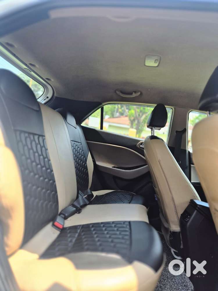 Hyundai I20 Asta 1.2 Ivt, 2019, Petrol