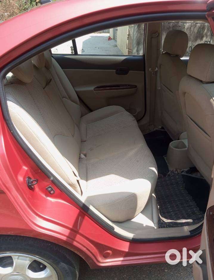 Hyundai Verna Transform 1.6 Vtvt, 2010, Petrol