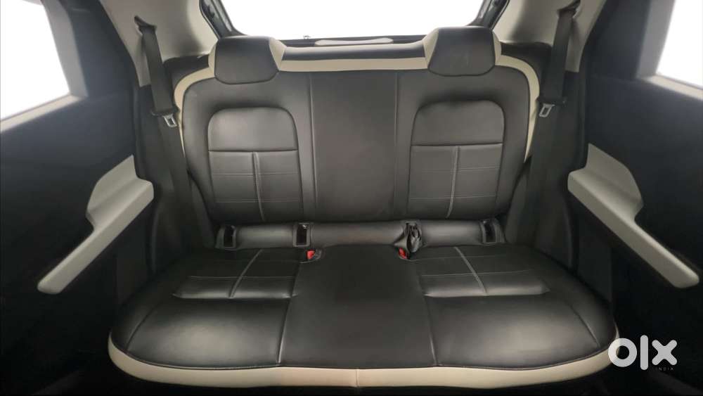Tata Punch 1.2 Revotron Accomplished Dazzle Pack Mt, 2022, Petrol