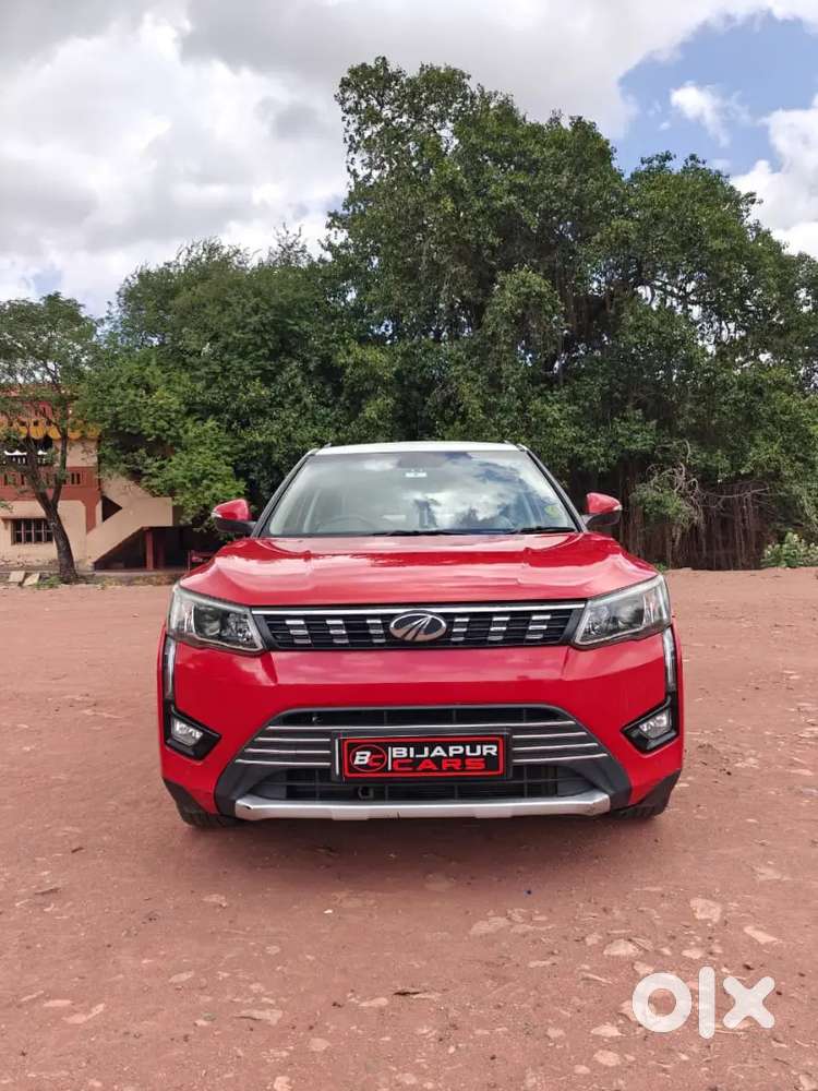 Mahindra Xuv300 2022 Petrol 117500 Km Driven