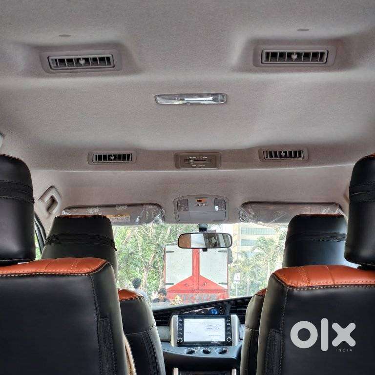 Toyota Innova Crysta 2.4 G Mt 7 Str, 2023, Diesel