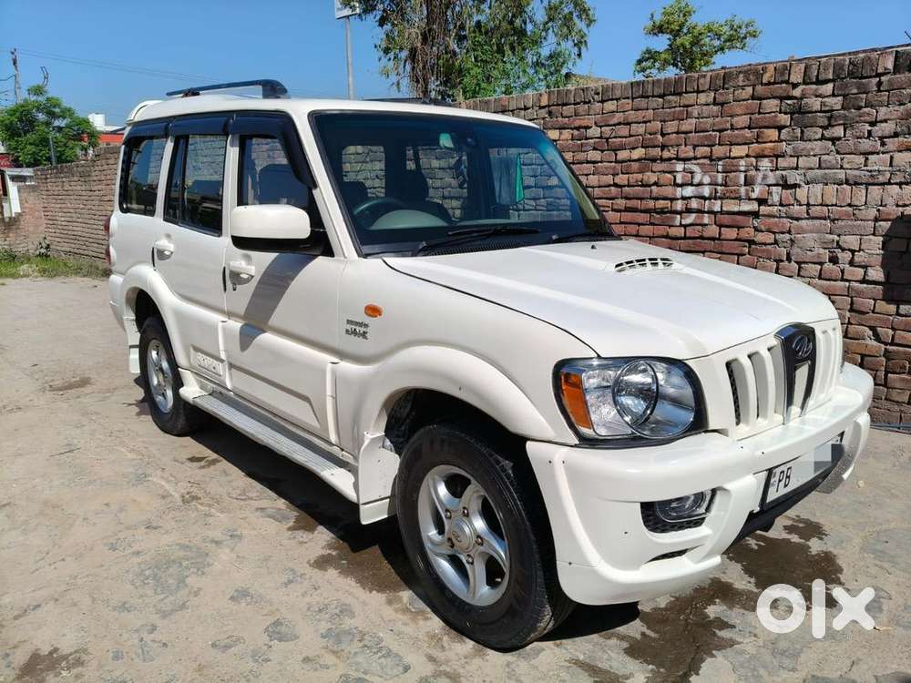 Mahindra Diesel Car 2011
