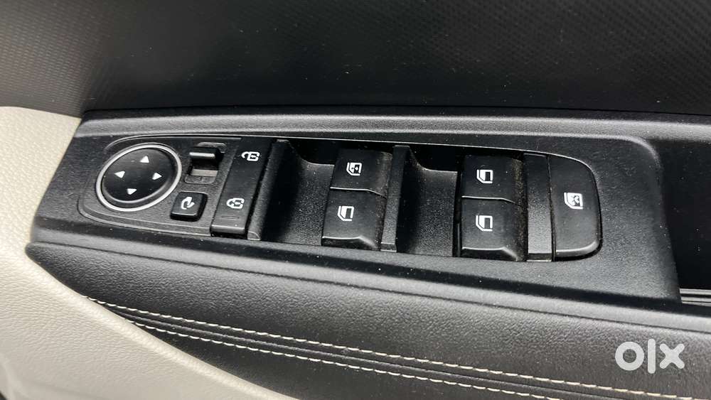 Kia Sonet Htx D, 2023, Petrol
