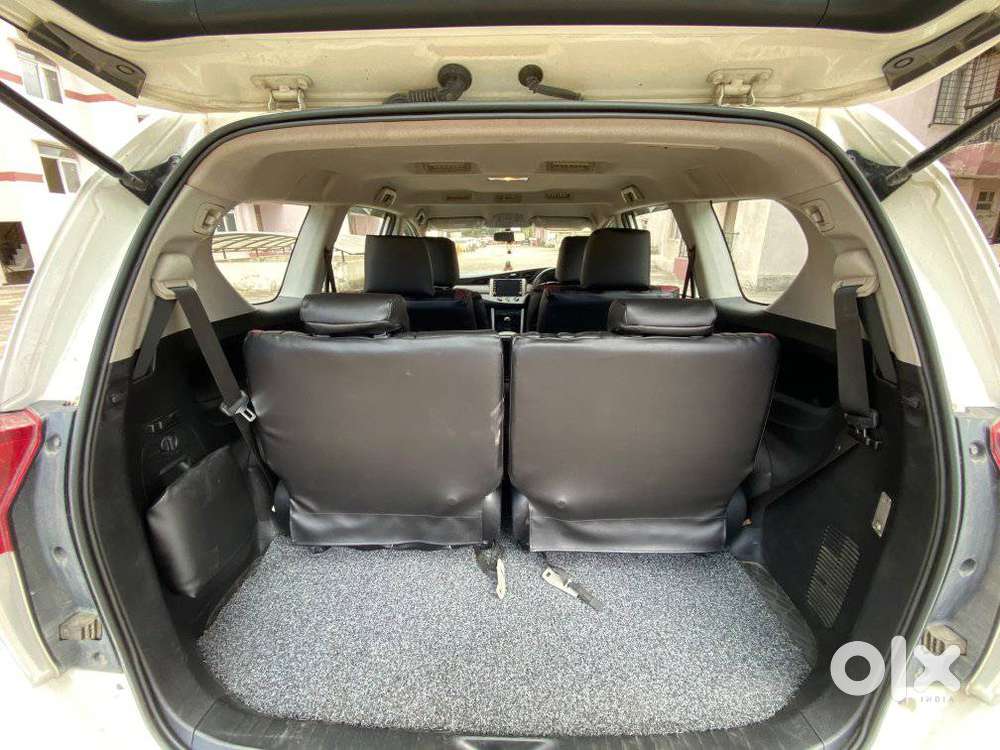 Toyota Innova Crysta [2020-ongoing] 2.4 Gx 7 Str, 2023, Diesel