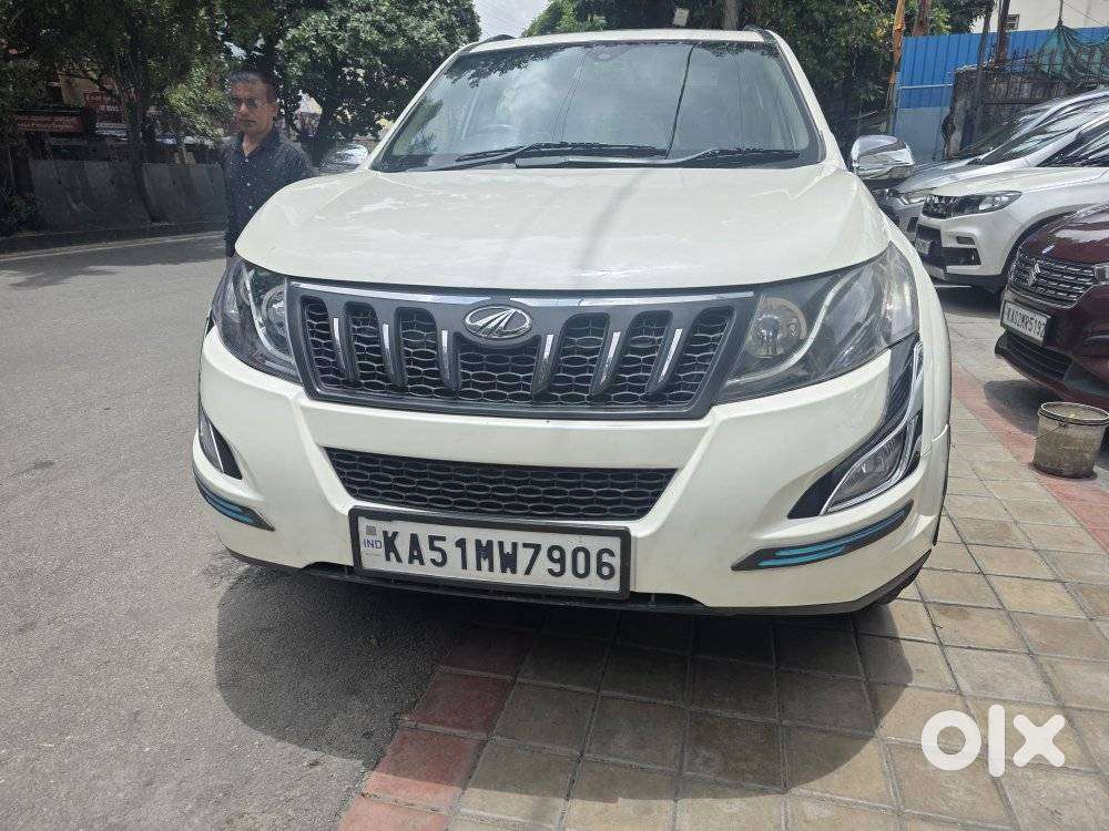 Mahindra XUV500 W10 2WD, 2016, Diesel