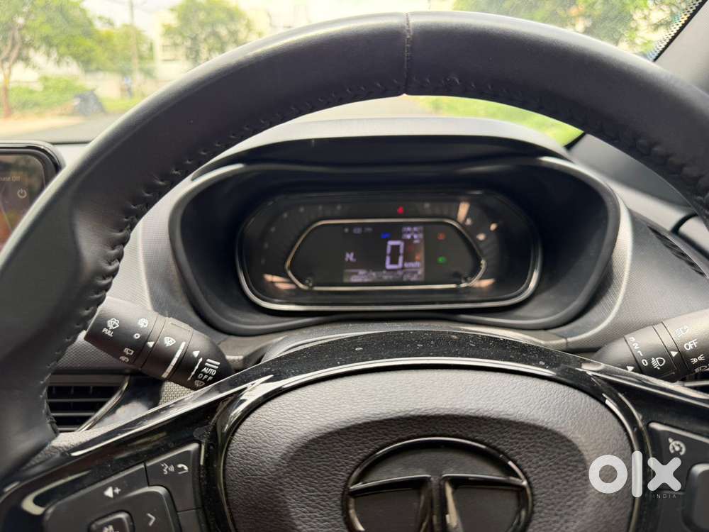 Tata Nexon Amt Xza Plus, 2023, Petrol