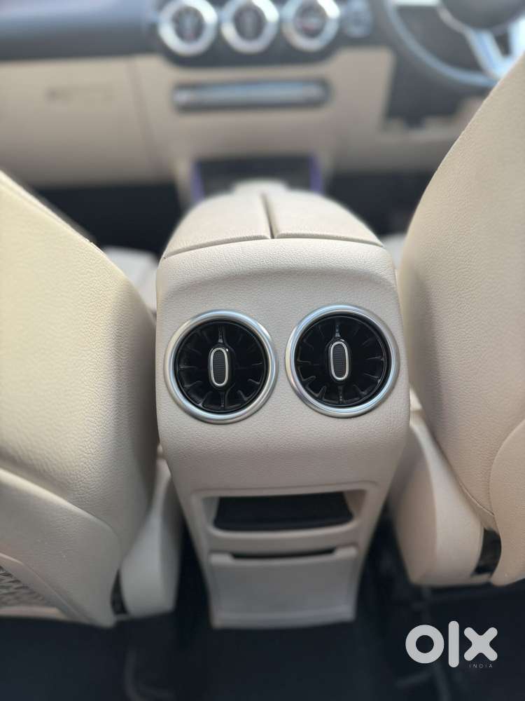 Mercedes-benz Gla 200, 2023, Petrol