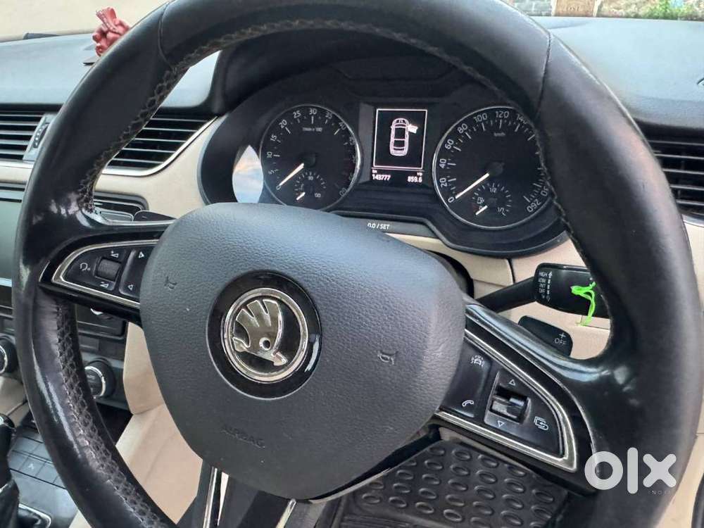 Skoda Octavia 2016 Diesel 143000 Km Driven