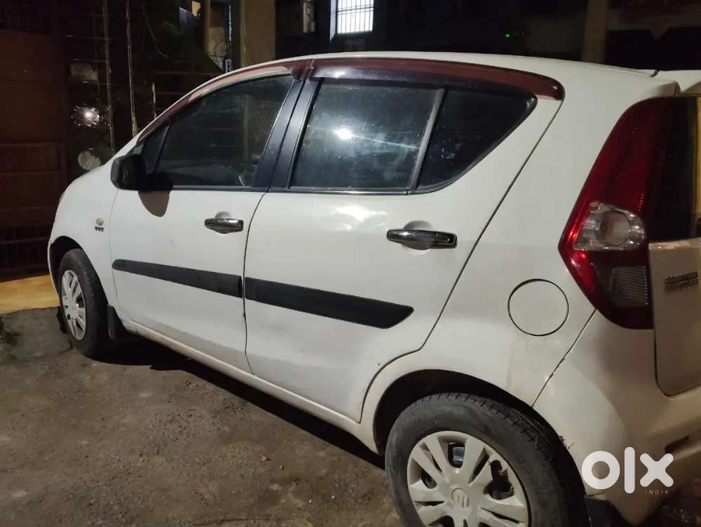 Car Ek Dum Saf Ha