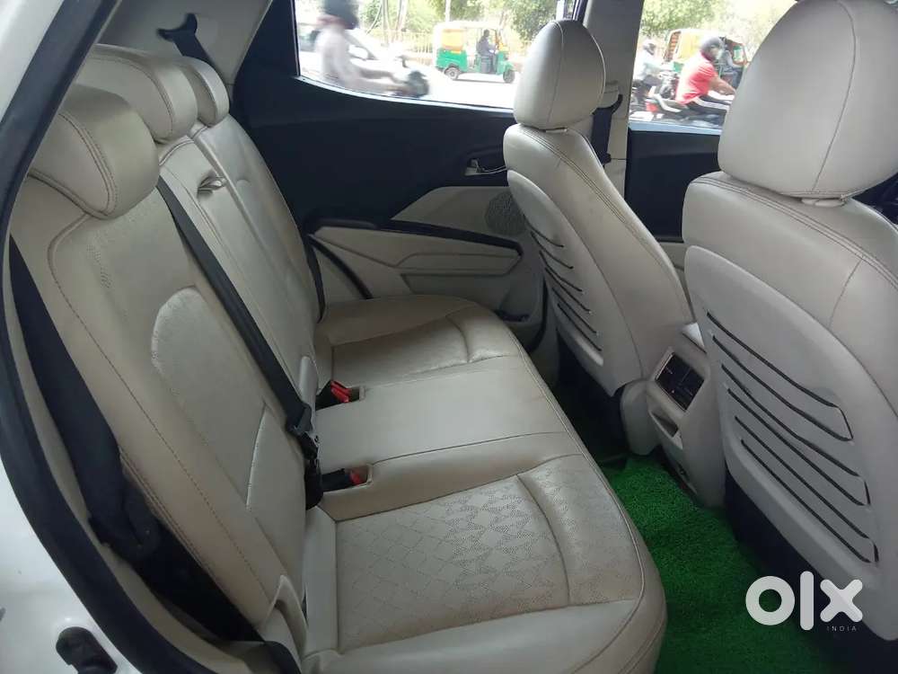 Mahindra Xuv400 2024 Electric 68000 Km Driven