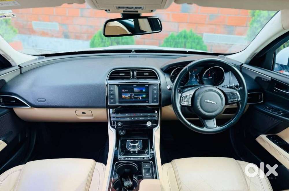 Jaguar Xe Prestige, 2017, Diesel