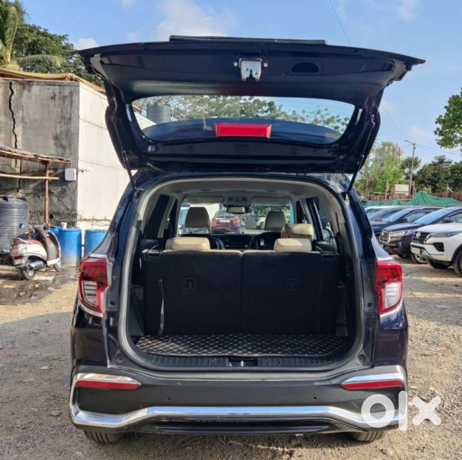 Kia Carens 1.5 Luxury Plus Turbo Dct, 2023, Petrol