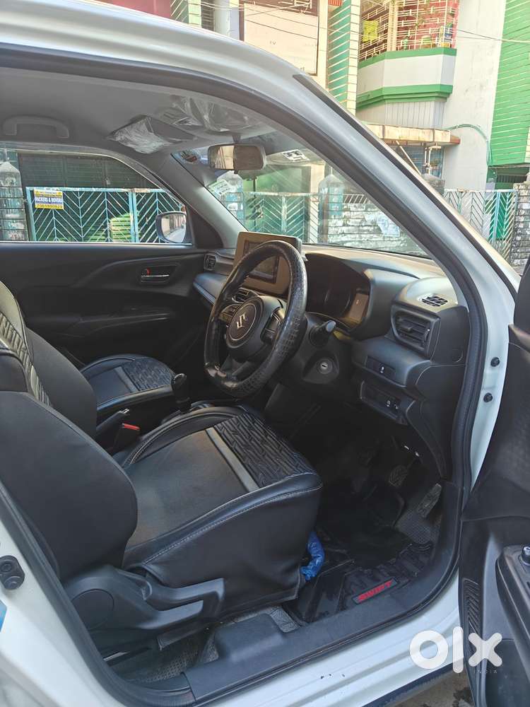 Maruti Suzuki Swift 1.2 Vxi (o), 2025, Petrol
