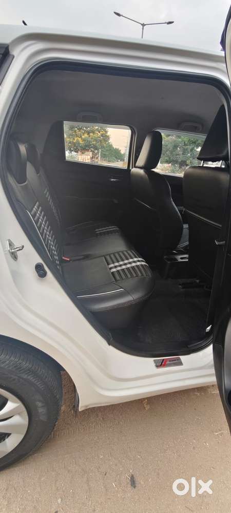 Maruti Suzuki Swift 1.2 Vxi (o), 2021, Petrol