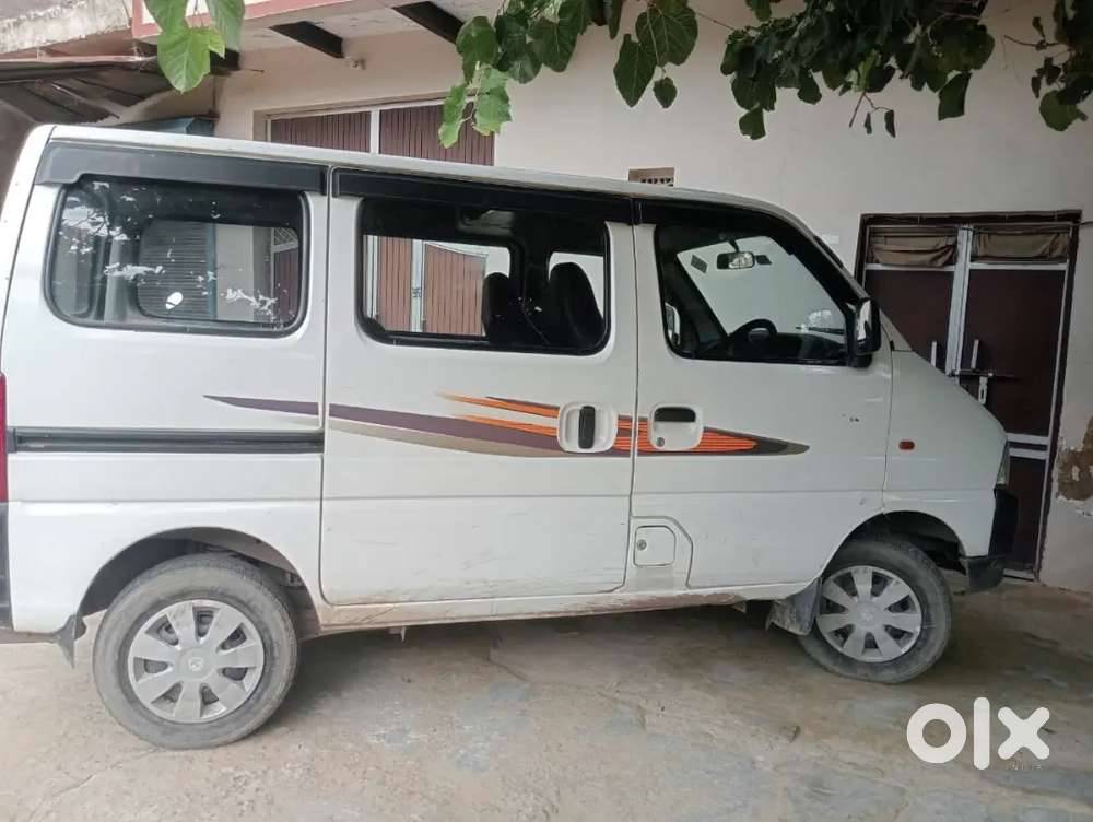 Maruti Suzuki Eeco 2017