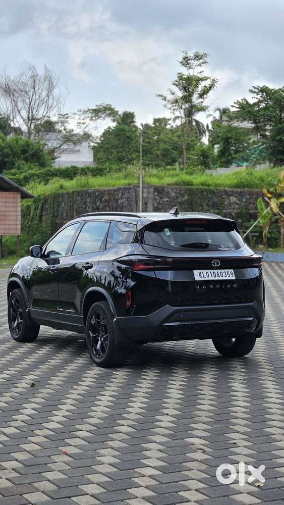 Tata Harrier Fearless Plus Dark Edition, 2023, Diesel