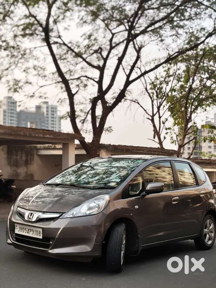 Honda Jazz 2012 Petrol Well Maintained (doctor Driven)