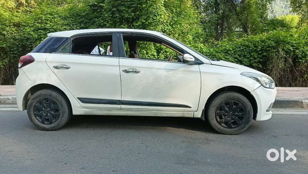 Hyundai I20 Sports Ports 2017 Petrol 72000 Km Driven