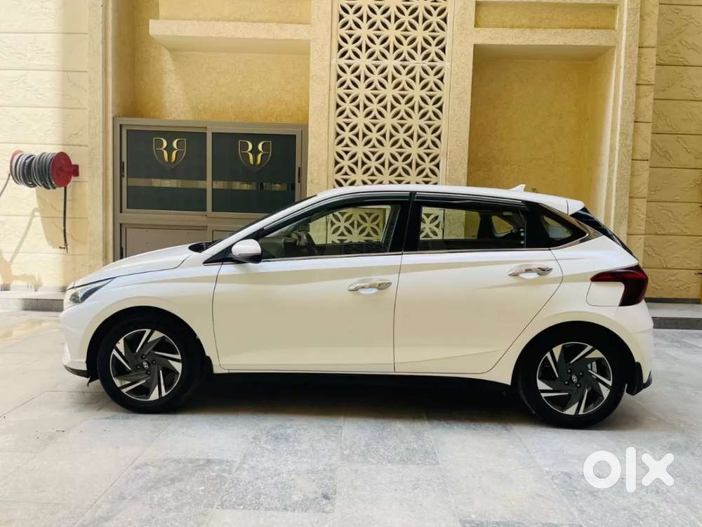 Hyundai I20 Asta (o) 1.0 Turbo Dct, 2023, Petrol