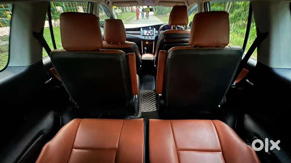 Toyota Innova Crysta 2.7 Gx At, 2019, Diesel