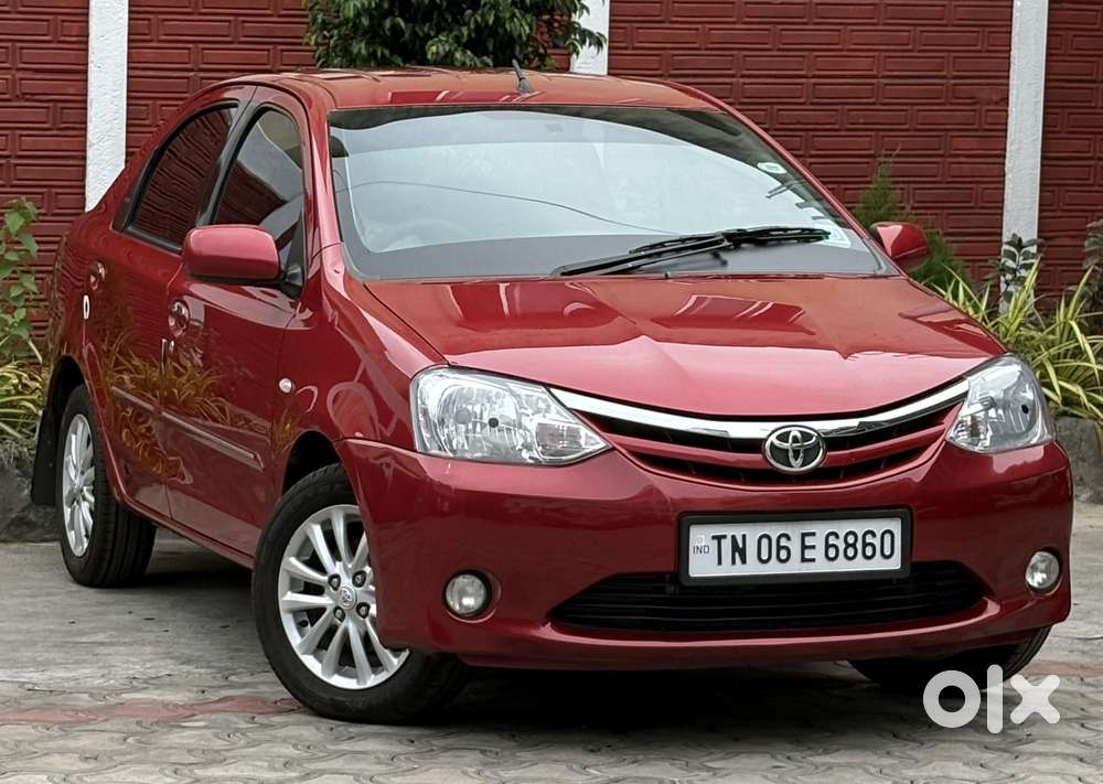 Toyota Etios V, 2011, Petrol