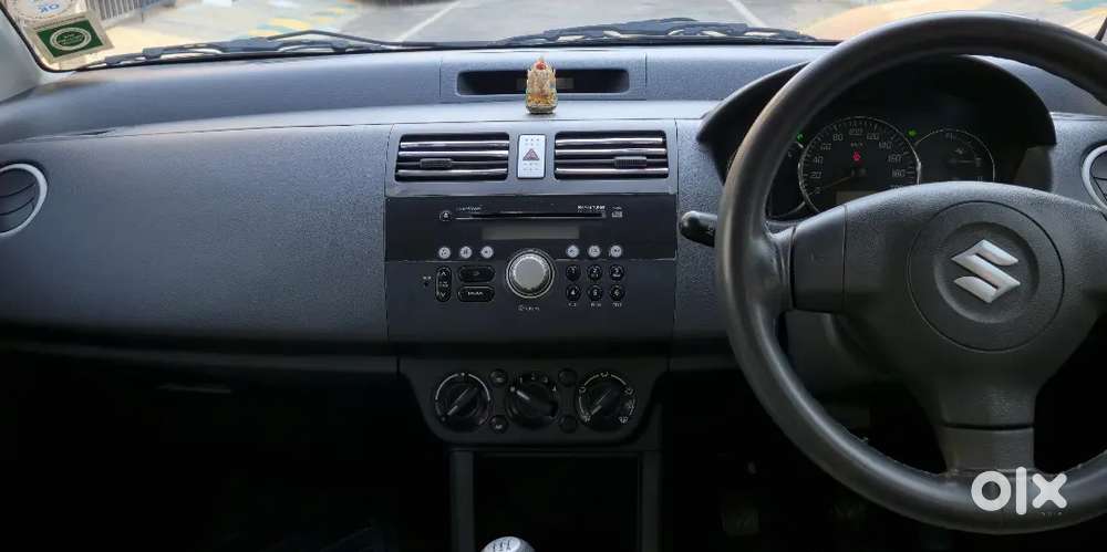 Maruti Suzuki Swift Dzire 2011, Diesel 69000 Km Driven