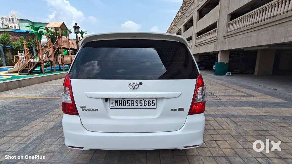Toyota Innova 2.5 E Diesel Ms 8-seater, 2013, Diesel