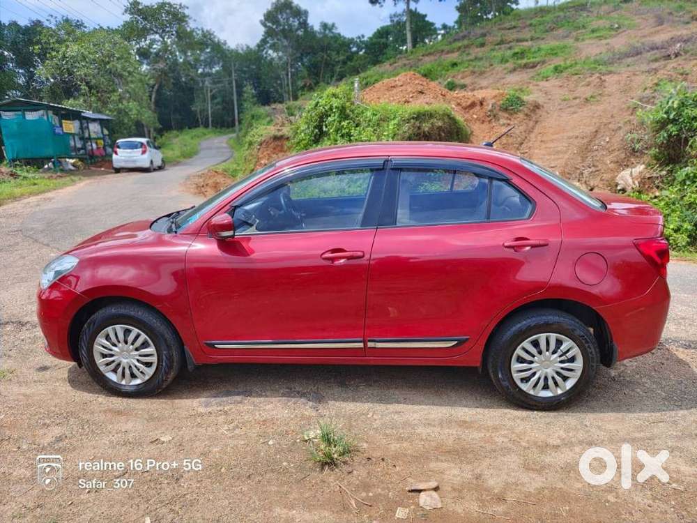 Maruti Suzuki Swift Dzire Vxi(o) Mt, 2021, Petrol