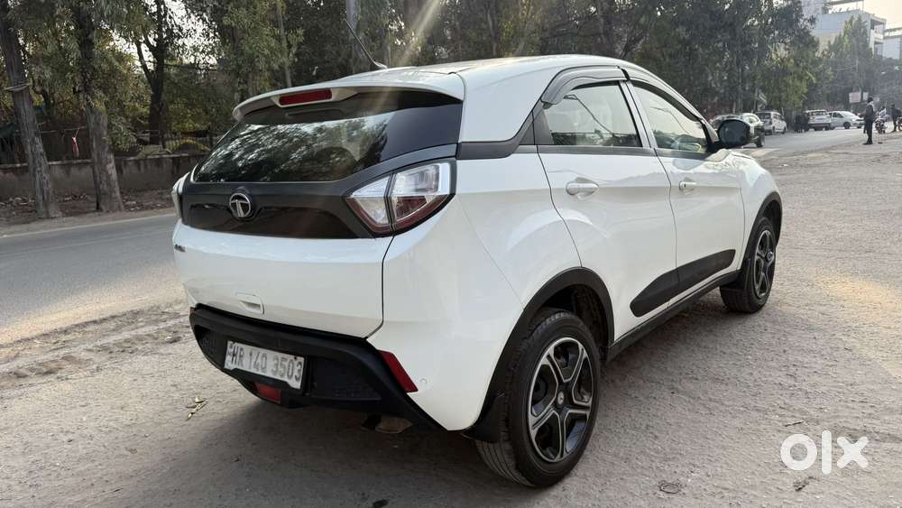 Tata Nexon 1.2 Revotron Xm, 2019, Cng & Hybrids