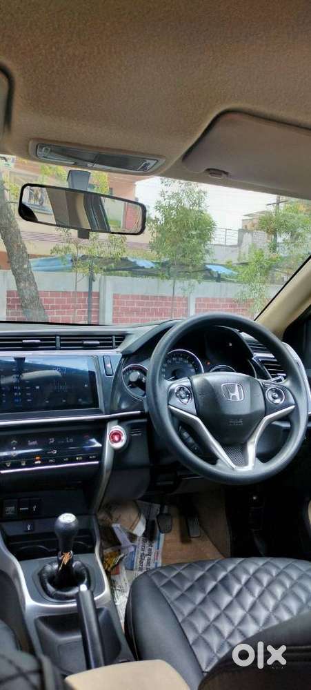 Honda City I-vtec V, 2018, Petrol