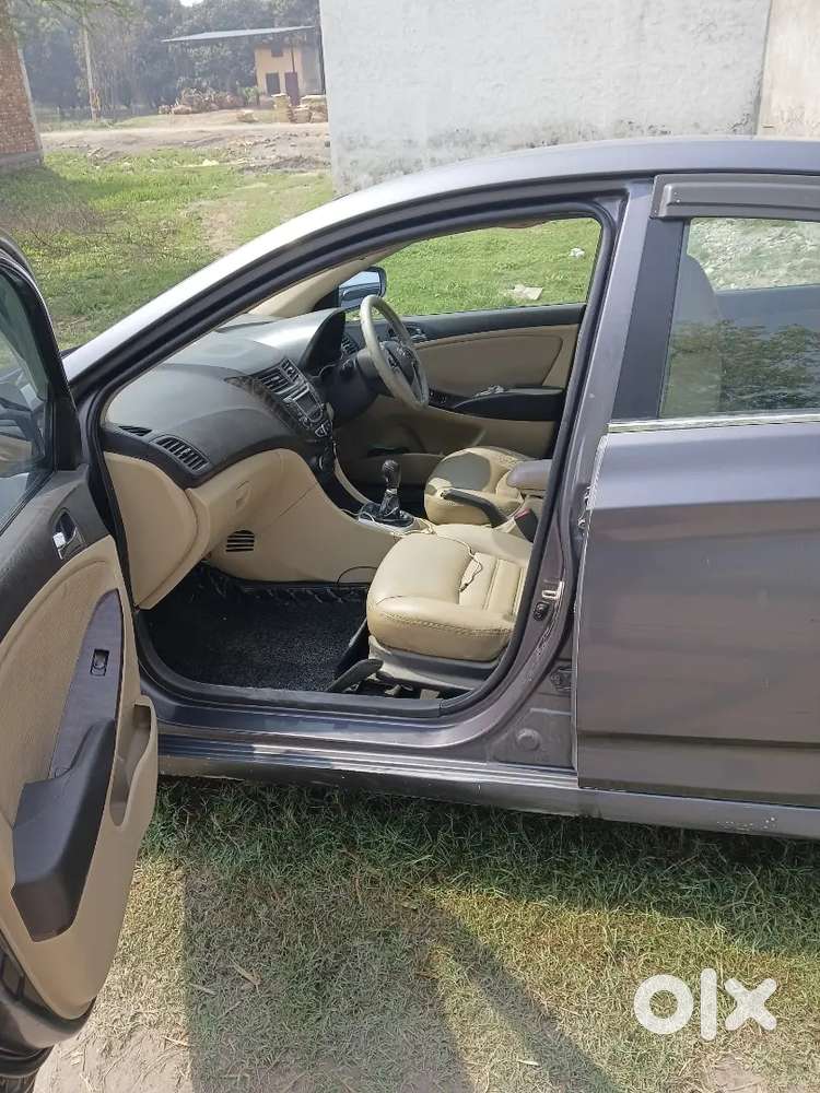 Hyundai New Verna 2013 Petrol 166000 Km Driven