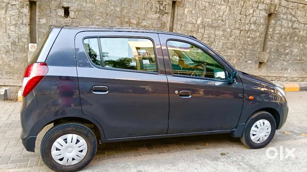 Maruti Suzuki Alto ,1st Owner. 15 K Running. Reverse Camera .