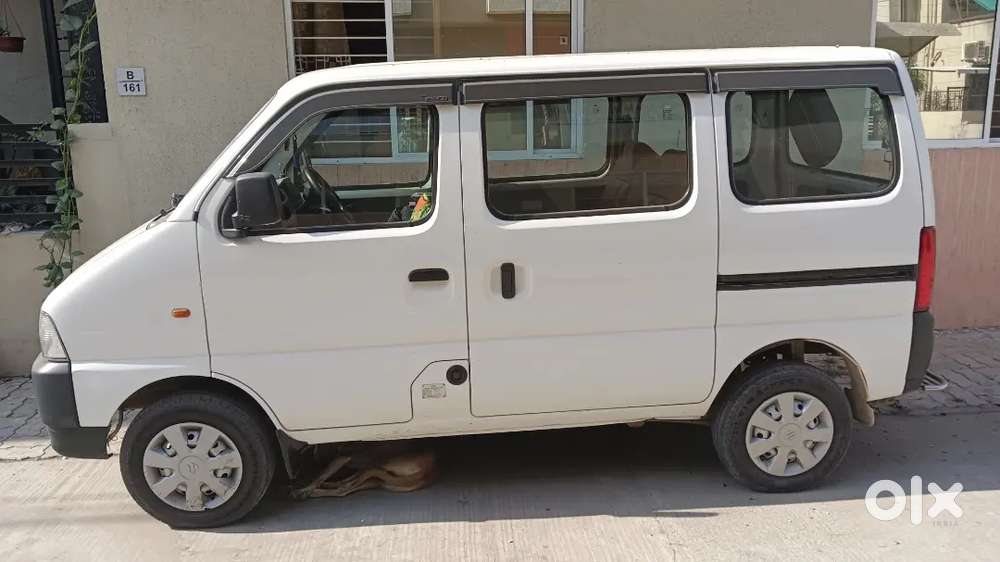 Maruti Suzuki Eeco 2024 Cng & Hybrids 72000 Km Driven