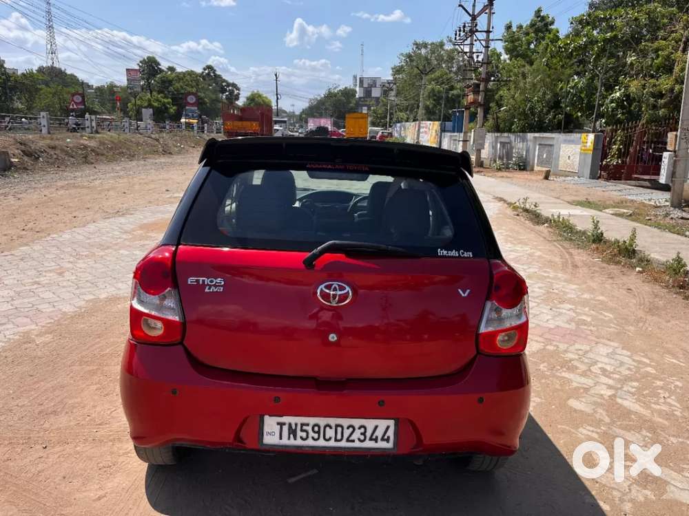 Toyota Etios Liva Vx Dual Tone, 2019, Petrol