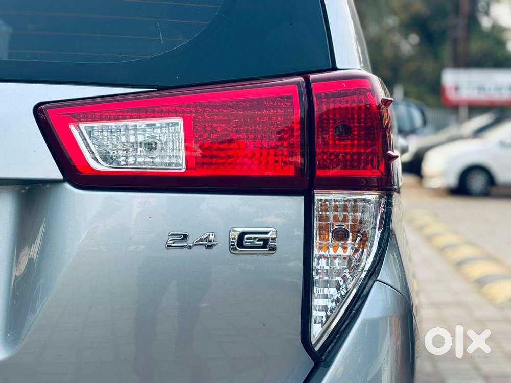 Toyota Innova Crysta 2.4 Gx Mt 8s, 2016, Diesel