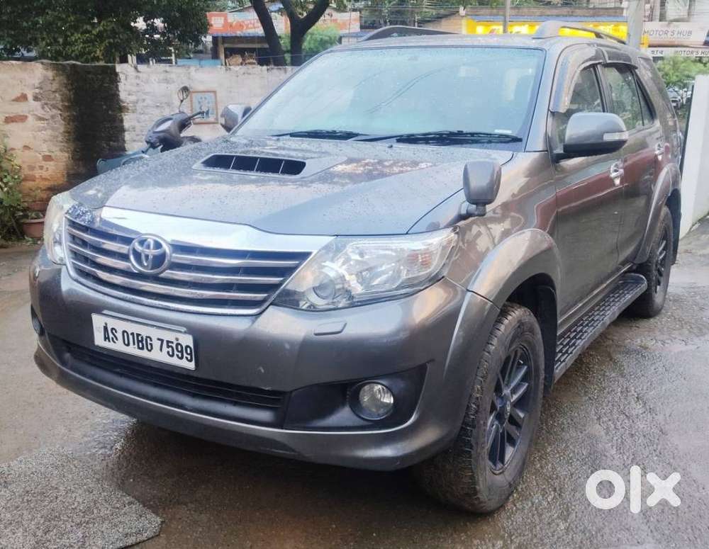 Toyota Fortuner [2021-ongoing] 2.8 2wd Diesel Mt, 2013, Diesel