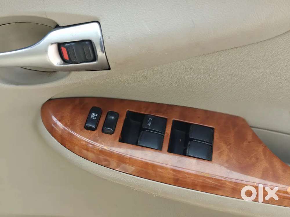 Toyota Corolla Altis 2011 Cng & Hybrids Push Button Start