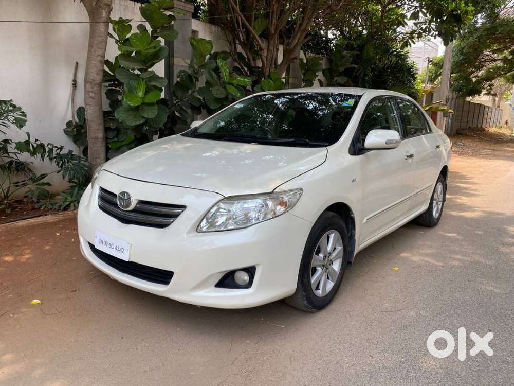 Toyota Corolla Altis G, 2010, Petrol