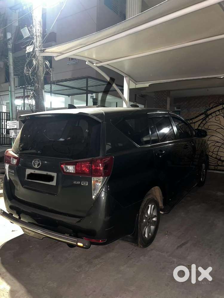 Toyota Innova Crysta 2016 Diesel Well Maintained