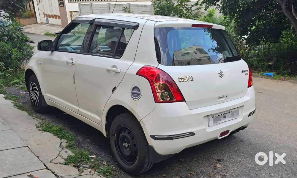 Swift Vxi Petrol 2011 In Excellent Condition
