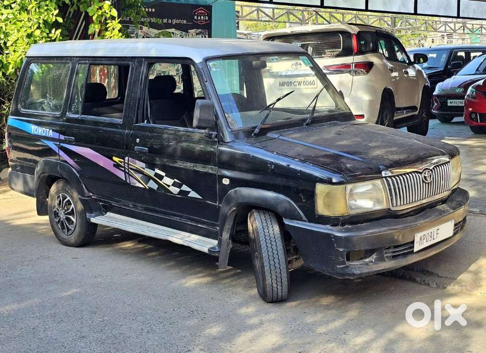 Toyota Qualis Fs 8seater, 2004, Diesel