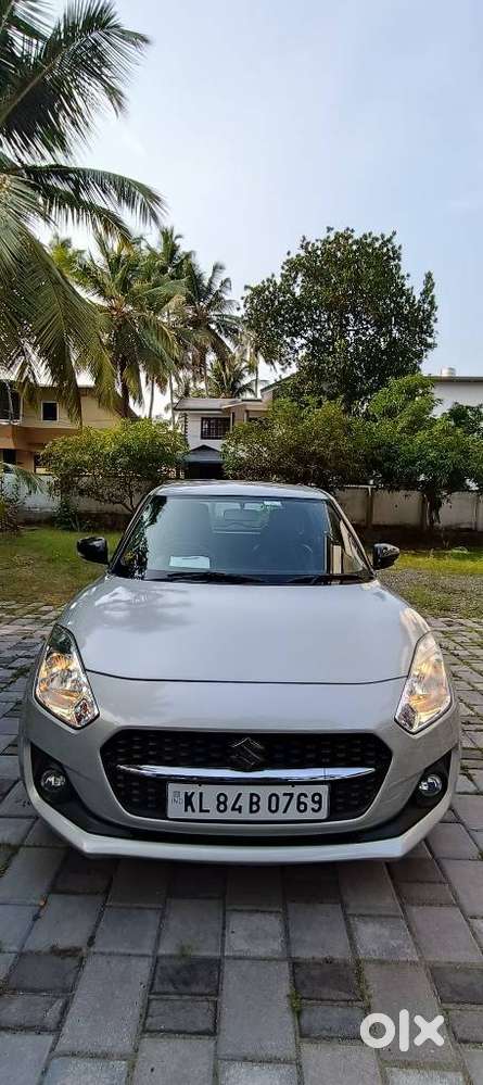 Maruti Suzuki Swift Vxi + Manual, 2022, Petrol
