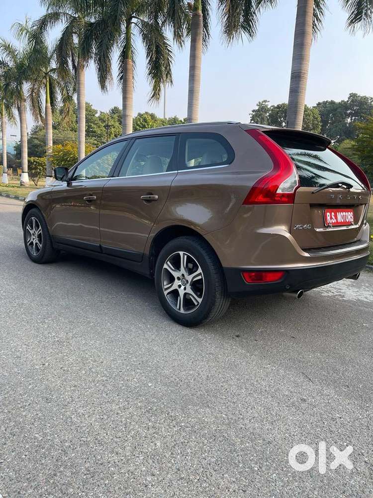 Volvo Xc60 D5 Awd Automatic, 2013, Diesel